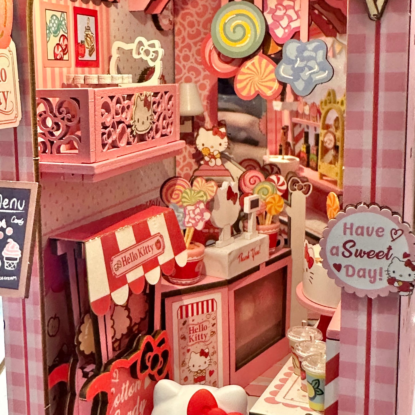Hello Kitty DIY Miniature Bookend (Sweet Shop)