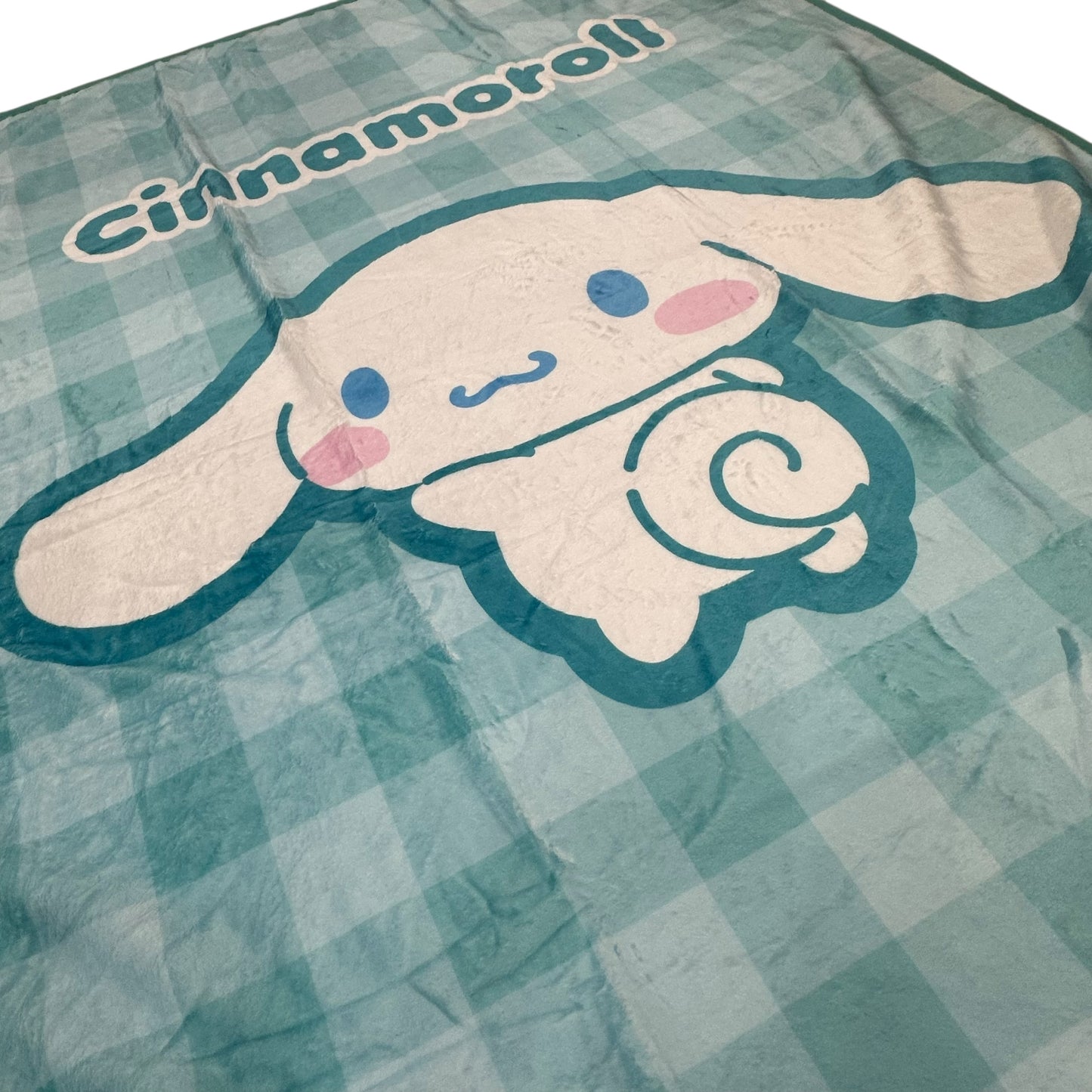 Cinnamoroll "Gingham Interior" Blanket