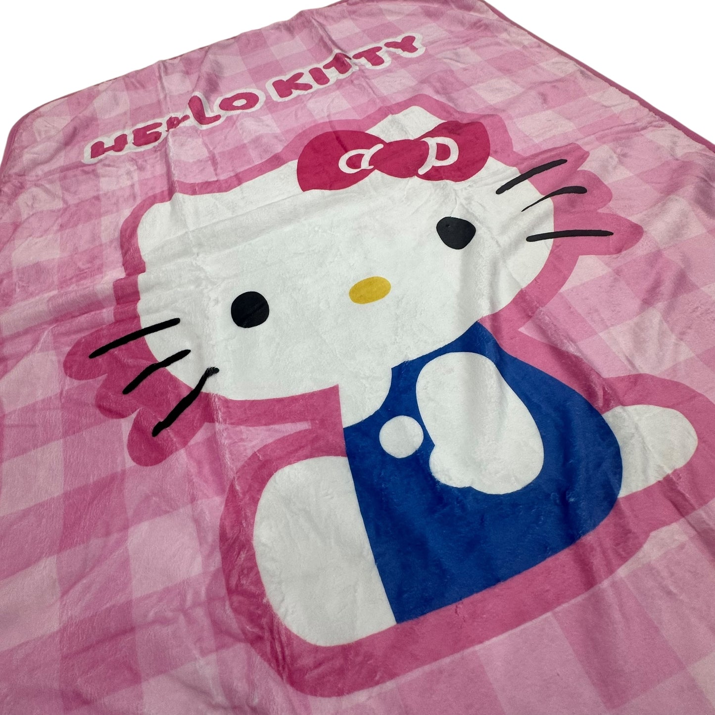 Hello Kitty "Gingham Interior" Blanket