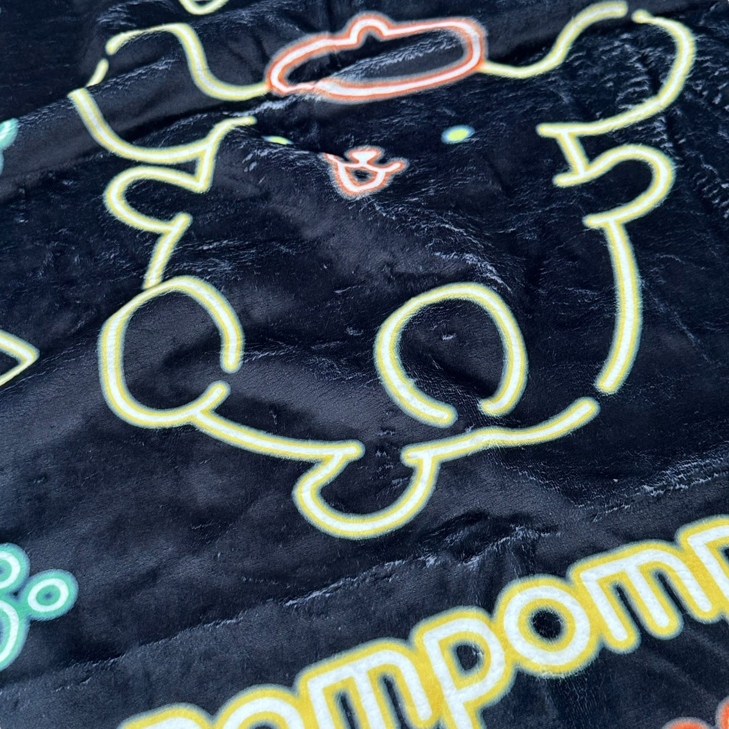 Pompompurin "Neon" Throw