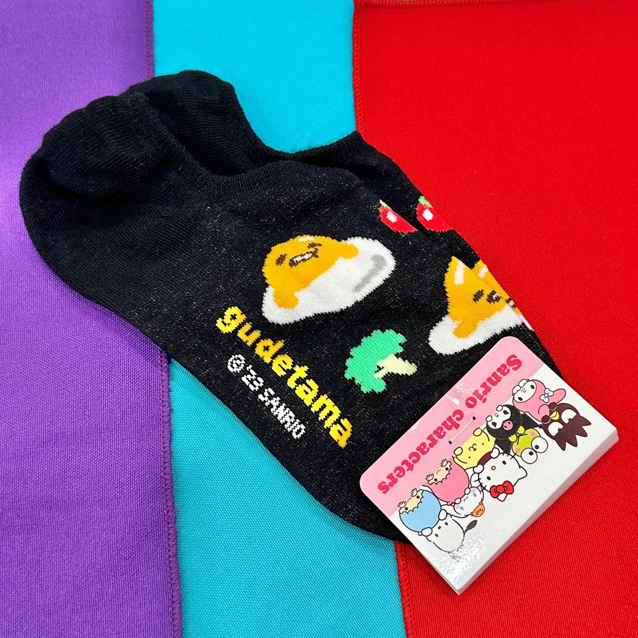 Gudetama "Face" Non Slip Ankle Socks