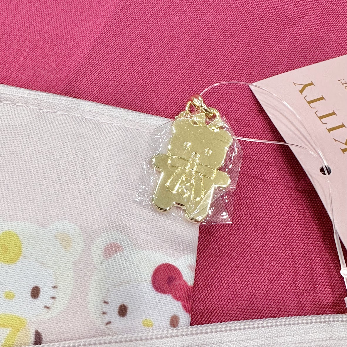 Hello Kitty "Cape" Flat Pouch