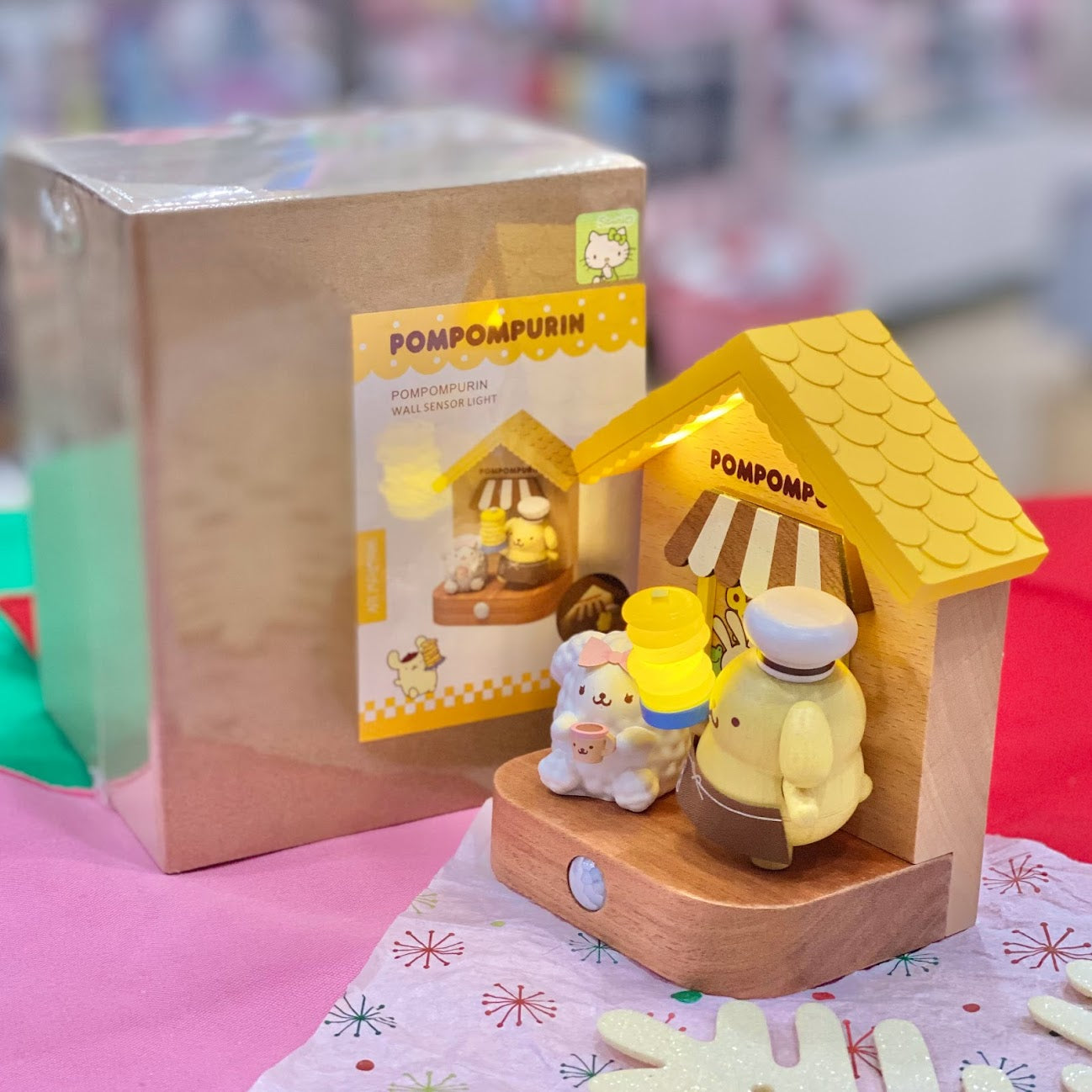 Jeanco x Pompompurin Wooden Wall Sensor Light