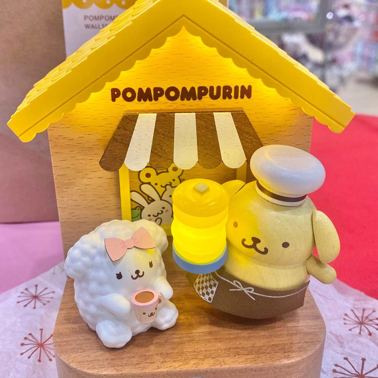 Jeanco x Pompompurin Wooden Wall Sensor Light