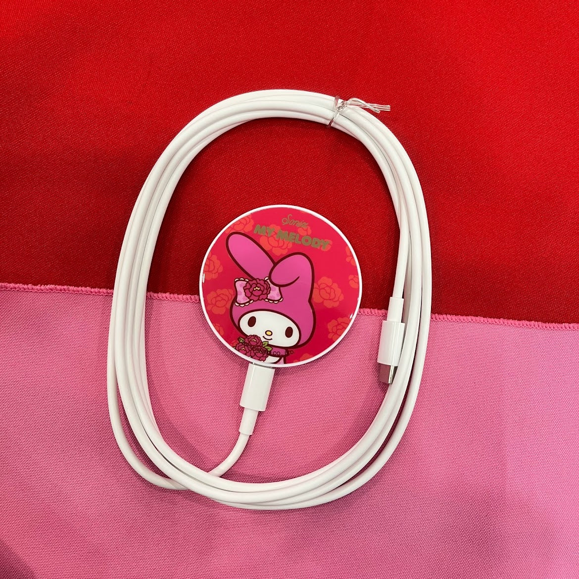 Sonix x My Melody "Peonies" Magnetic Link Wireless Charger