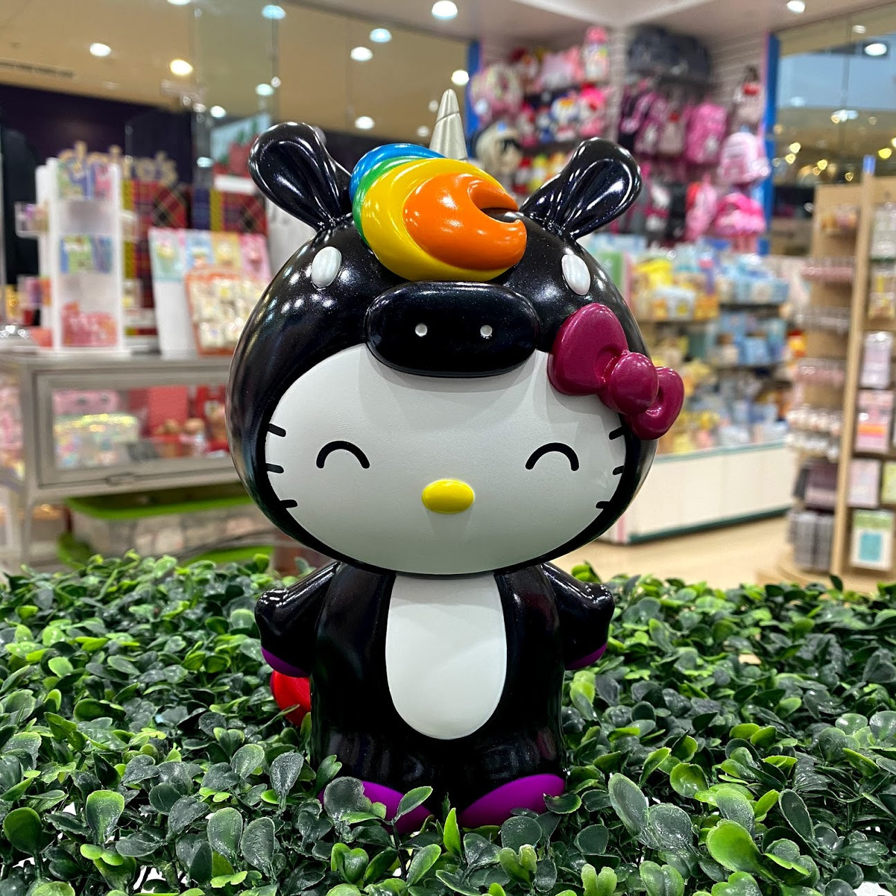 kidrobot x Hello Kitty Unicorn 8in Black Figure [SEE DESCRIPTION