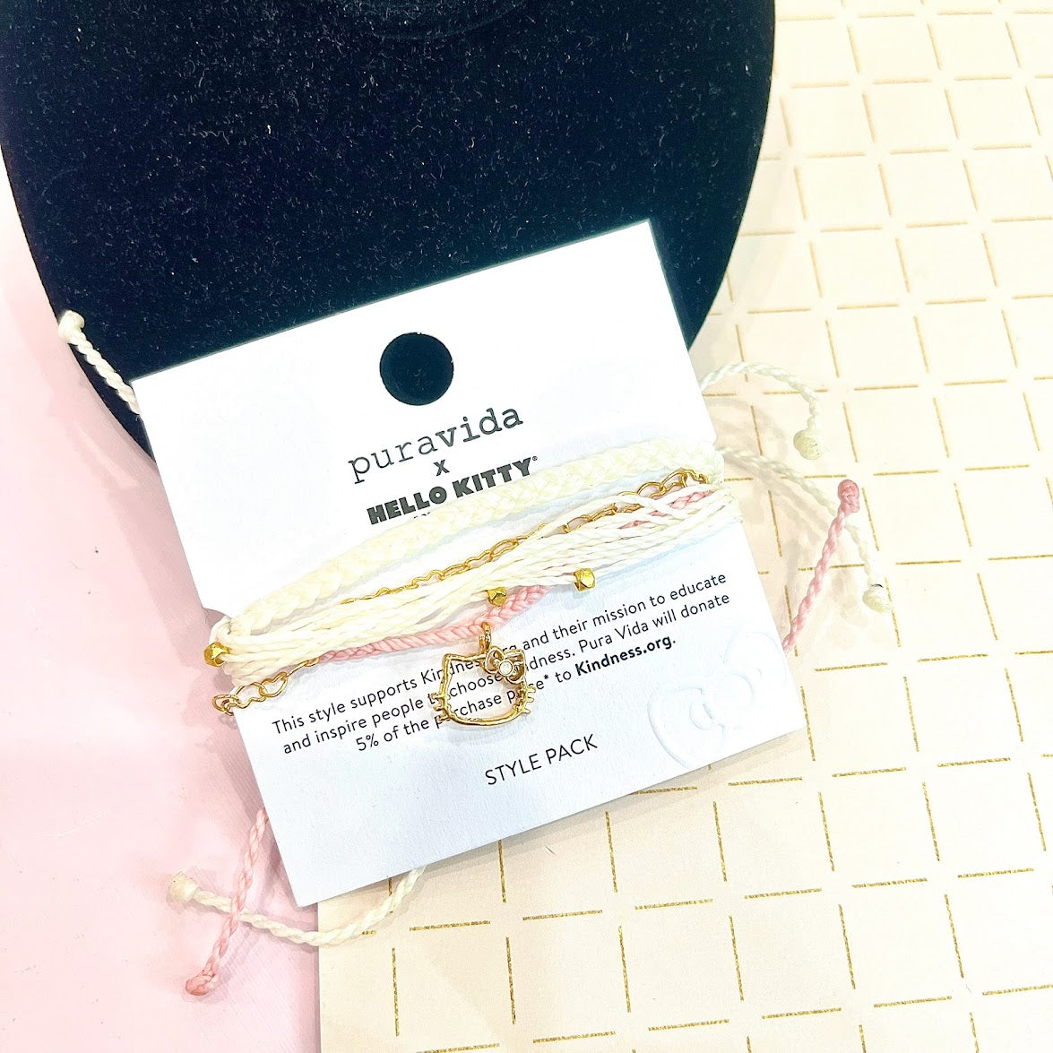 Pura Vida x Hello Kitty Bow Style Pack