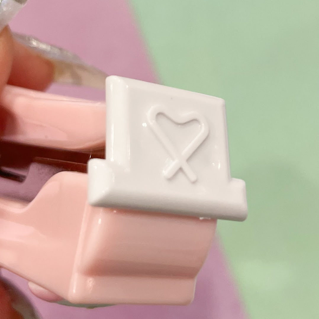 My Melody Staple Remover