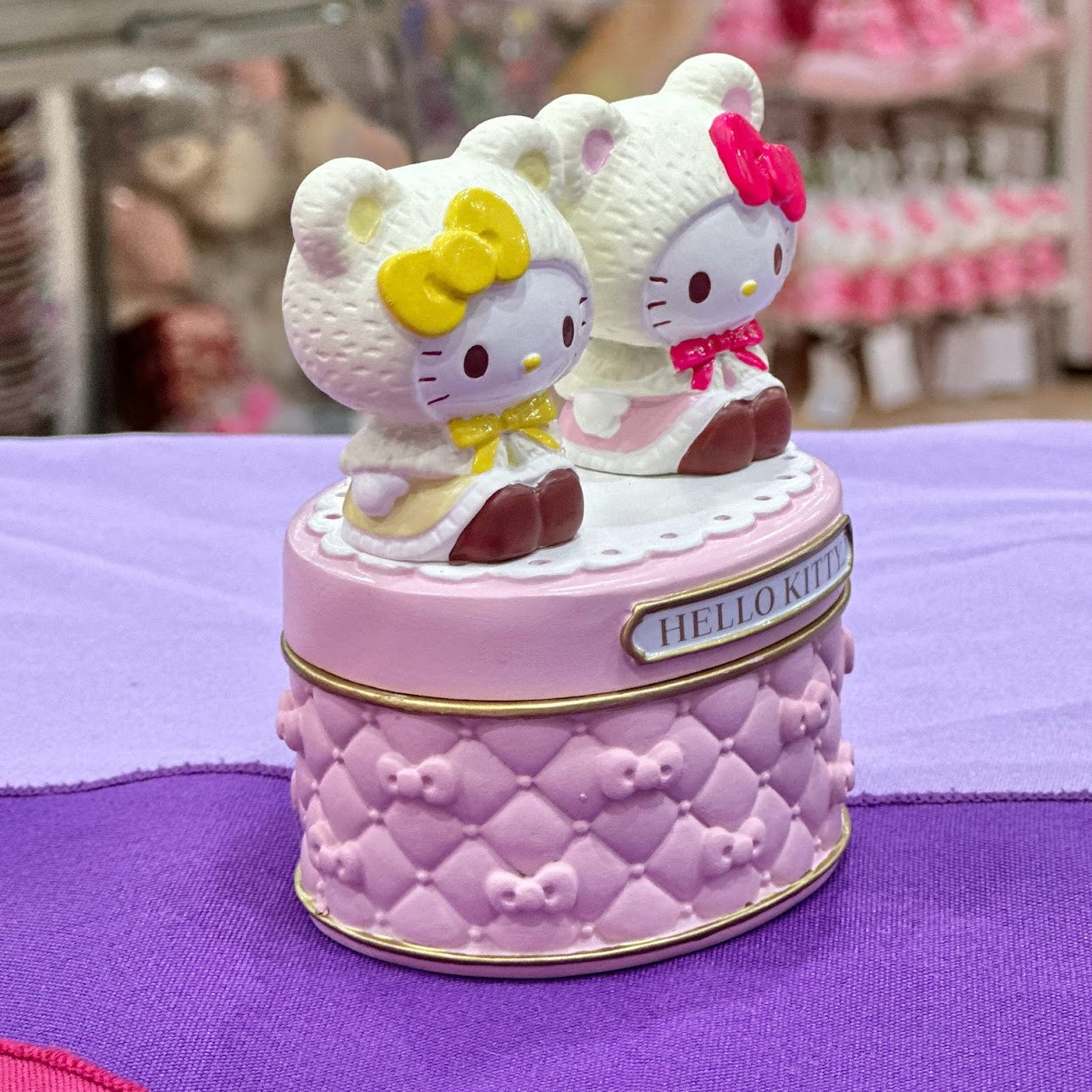 Hello Kitty "Cape" Accessory Case
