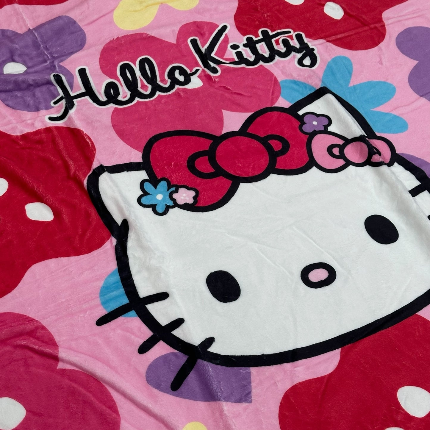 Hello Kitty "Flower" Blanket