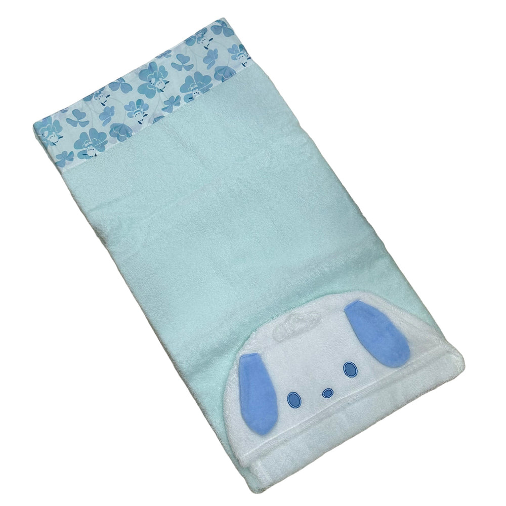 Pochacco Bath Towel w/ Hood