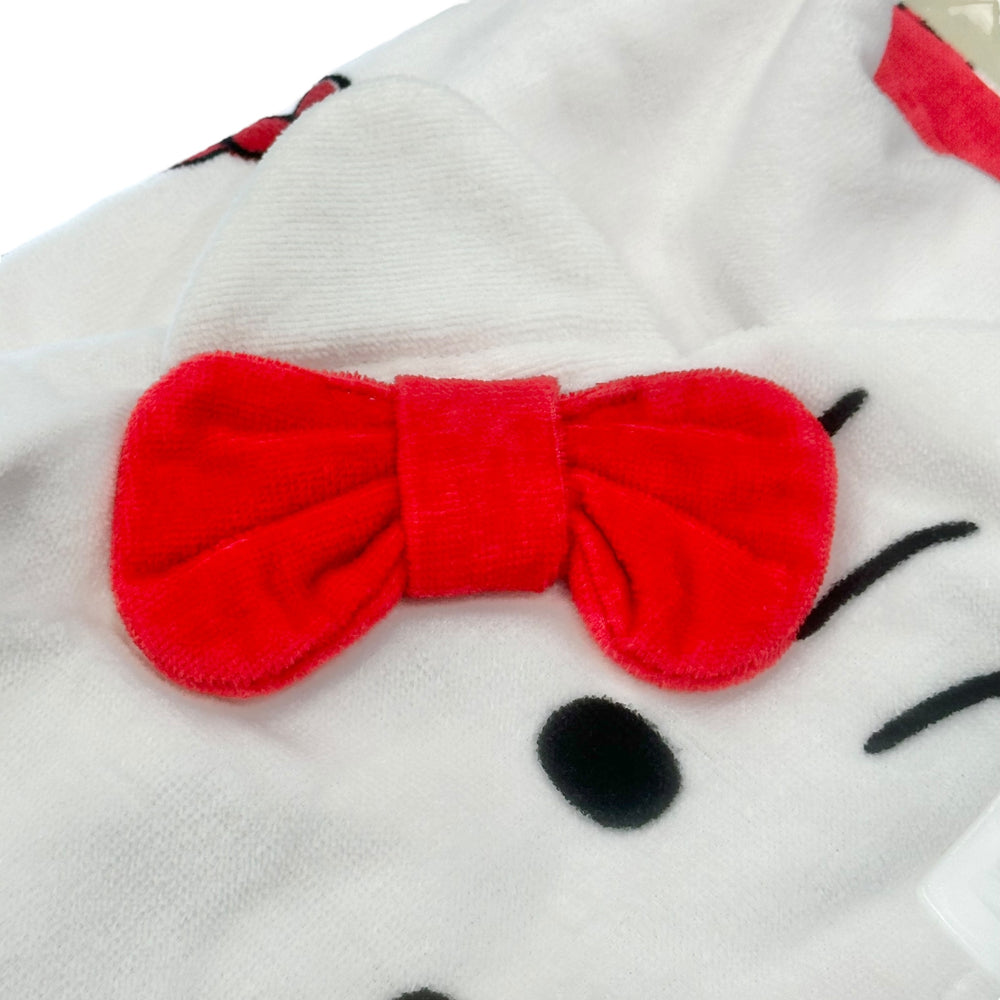 Hello Kitty "Cherry" Hooded Towel