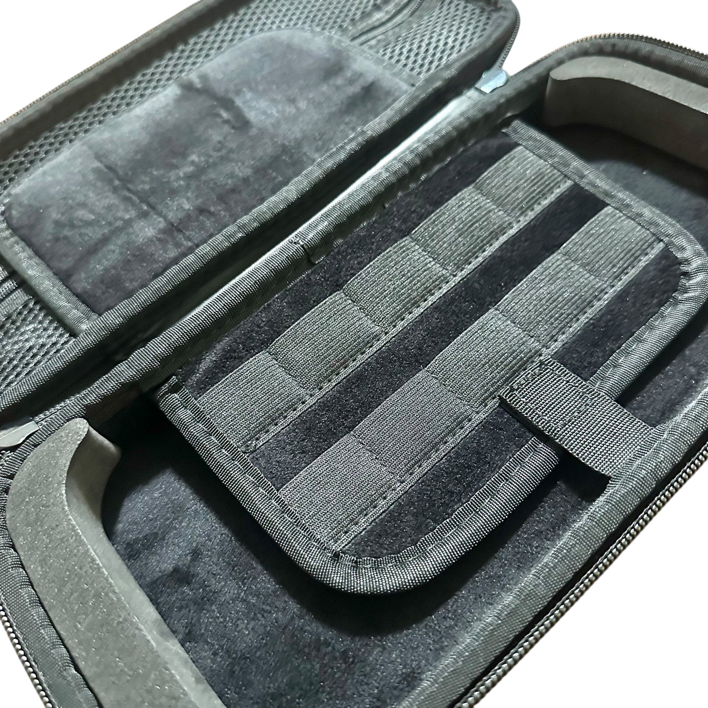 Sonix x Hello Kitty "Butterfly Ribbon" Nintendo Switch v2 Carrying Case