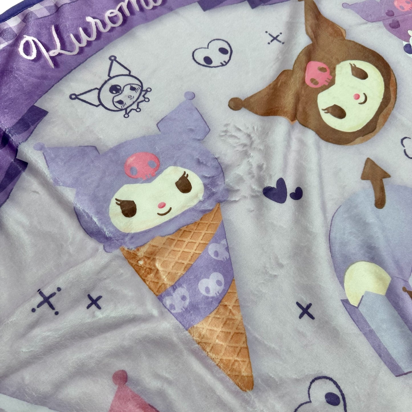 Kuromi "Food" Throw