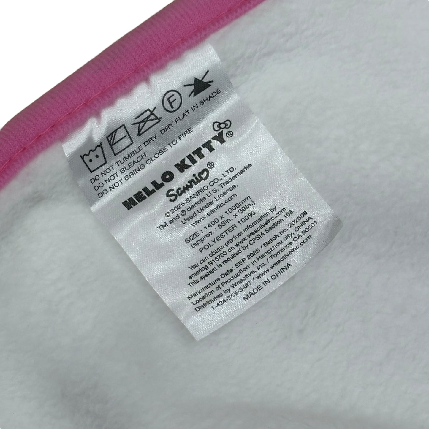 Hello Kitty "Gingham Interior" Blanket