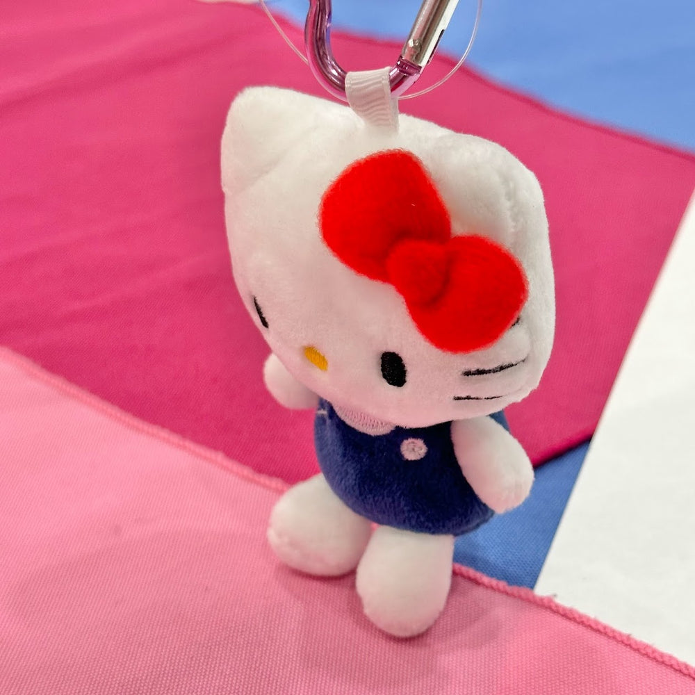 Hello Kitty Key Ring w/ Mascot