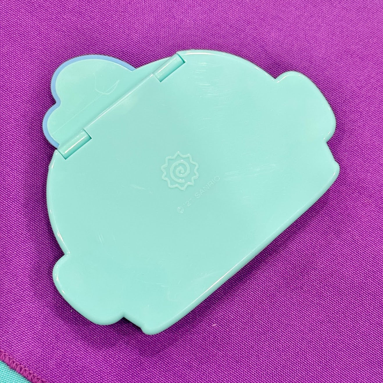 Hangyodon Mirror & Comb Set