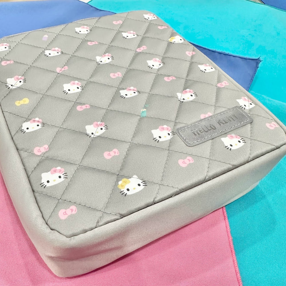 Hello Kitty Stand Stationery Case