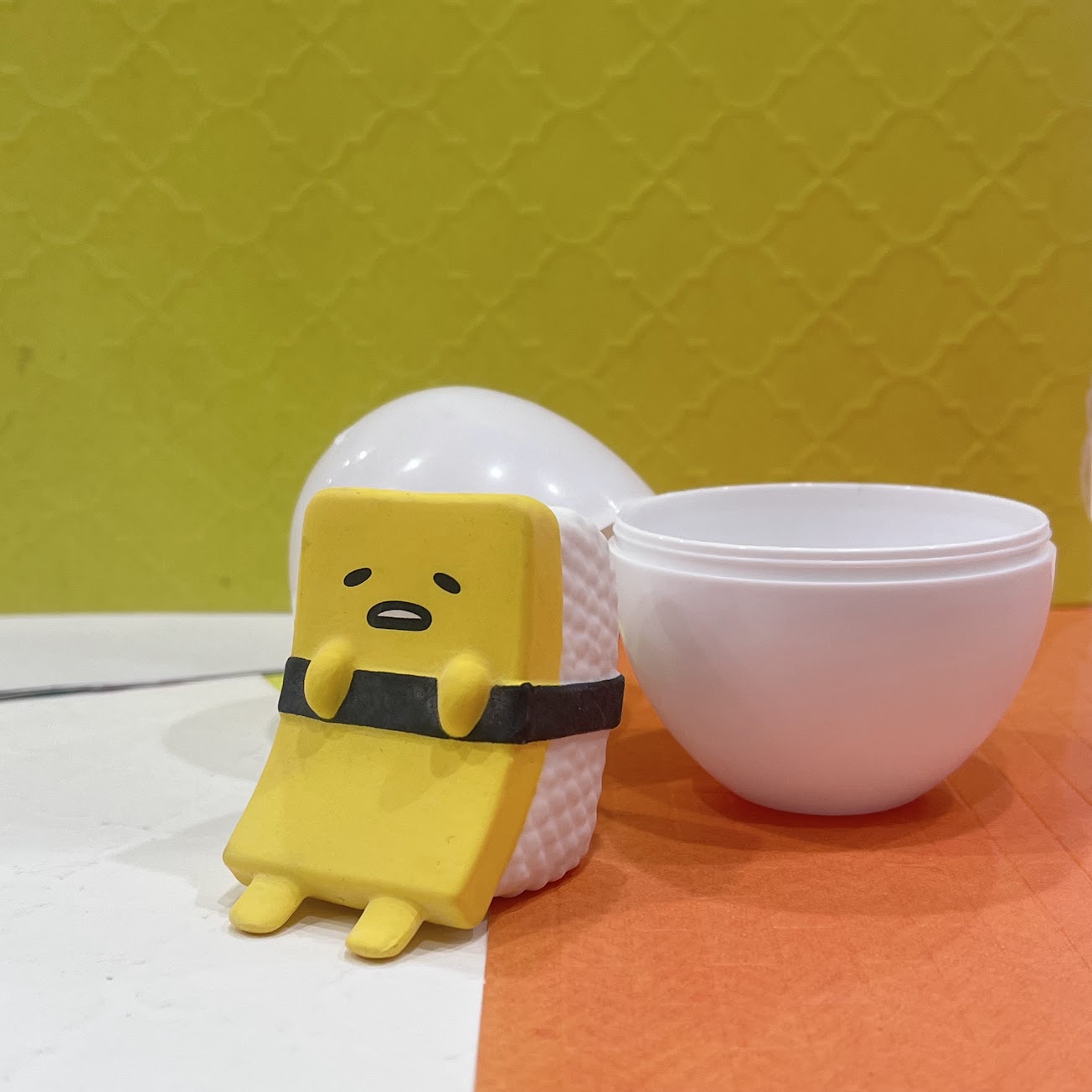 Gudetama Squishy Figure Capsule Series 1 (Sushi)