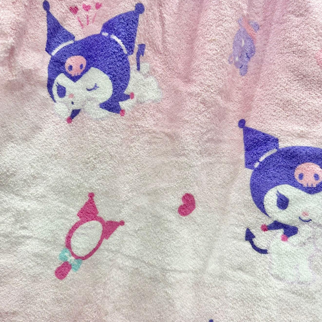 Kuromi "Rose" Snap Towel (80)