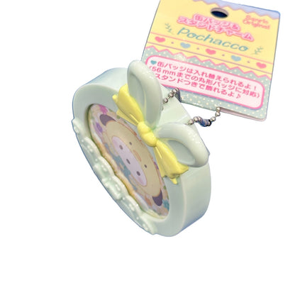 Pochacco Badge & Stand