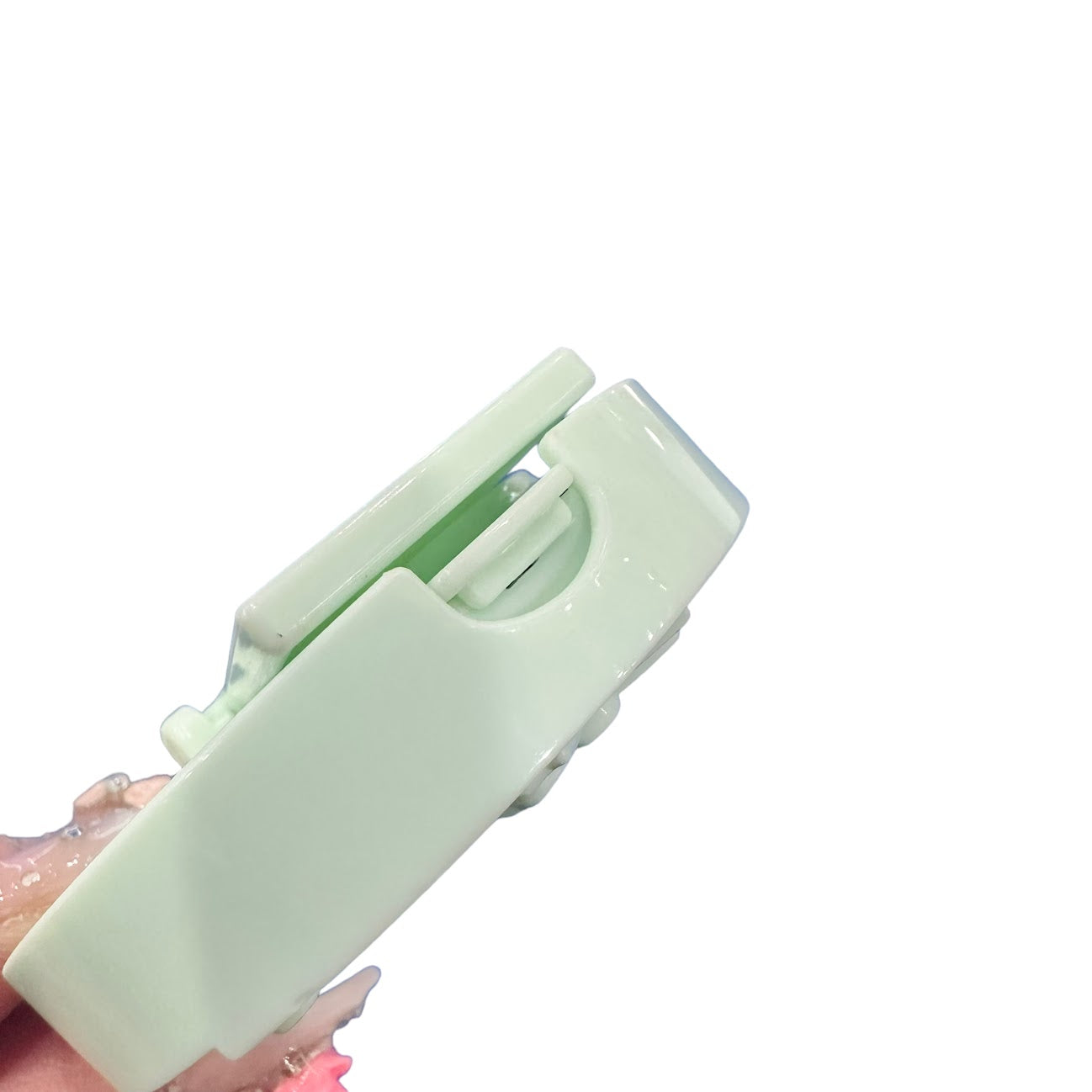 Pochacco Badge & Stand