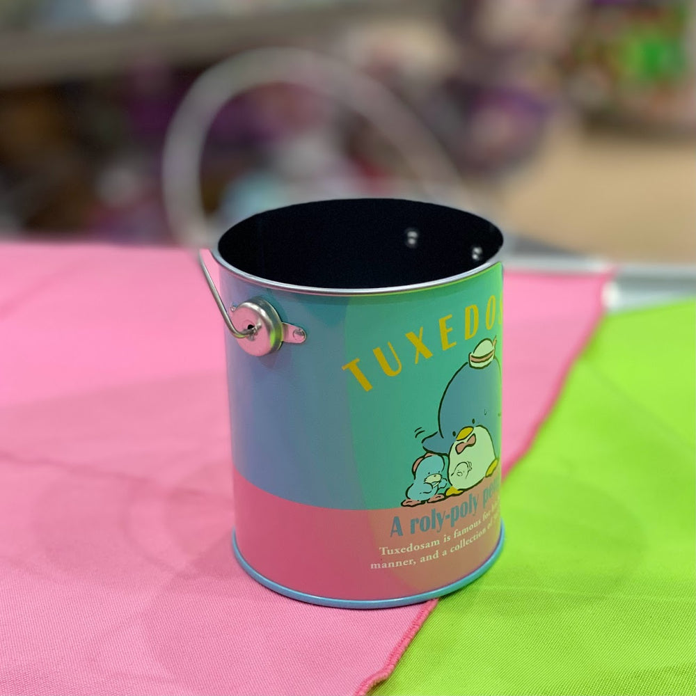 Tuxedosam Metal Pen Stand