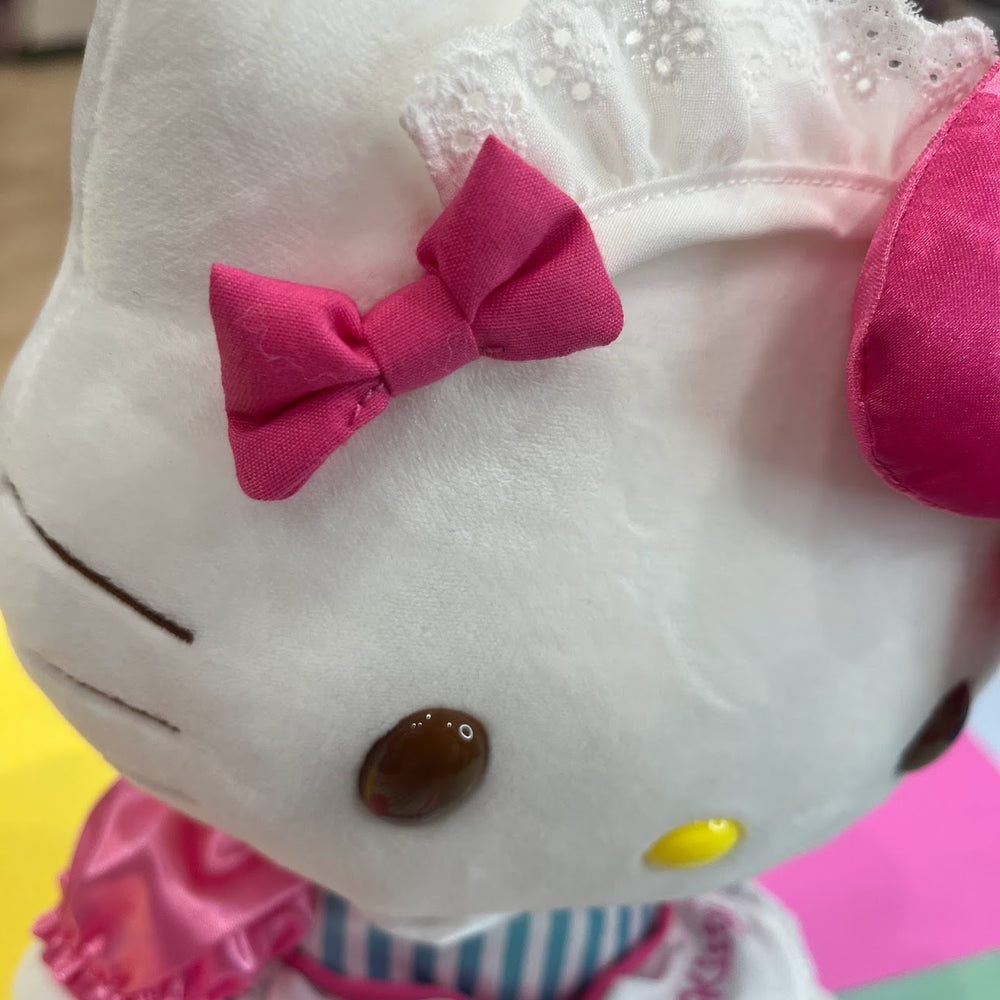 Hello Kitty "Ice Cream" 10in Plush