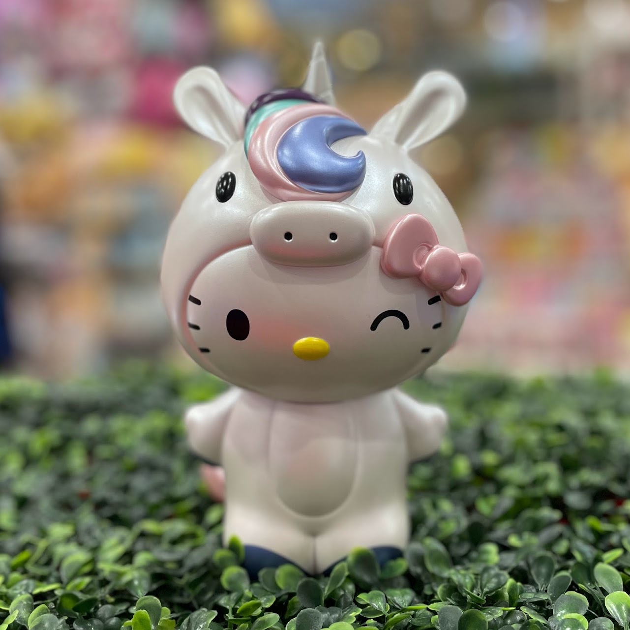 kidrobot x Hello Kitty Unicorn 8in Pastel Pearl Figure [SEE DESCRIPTION]