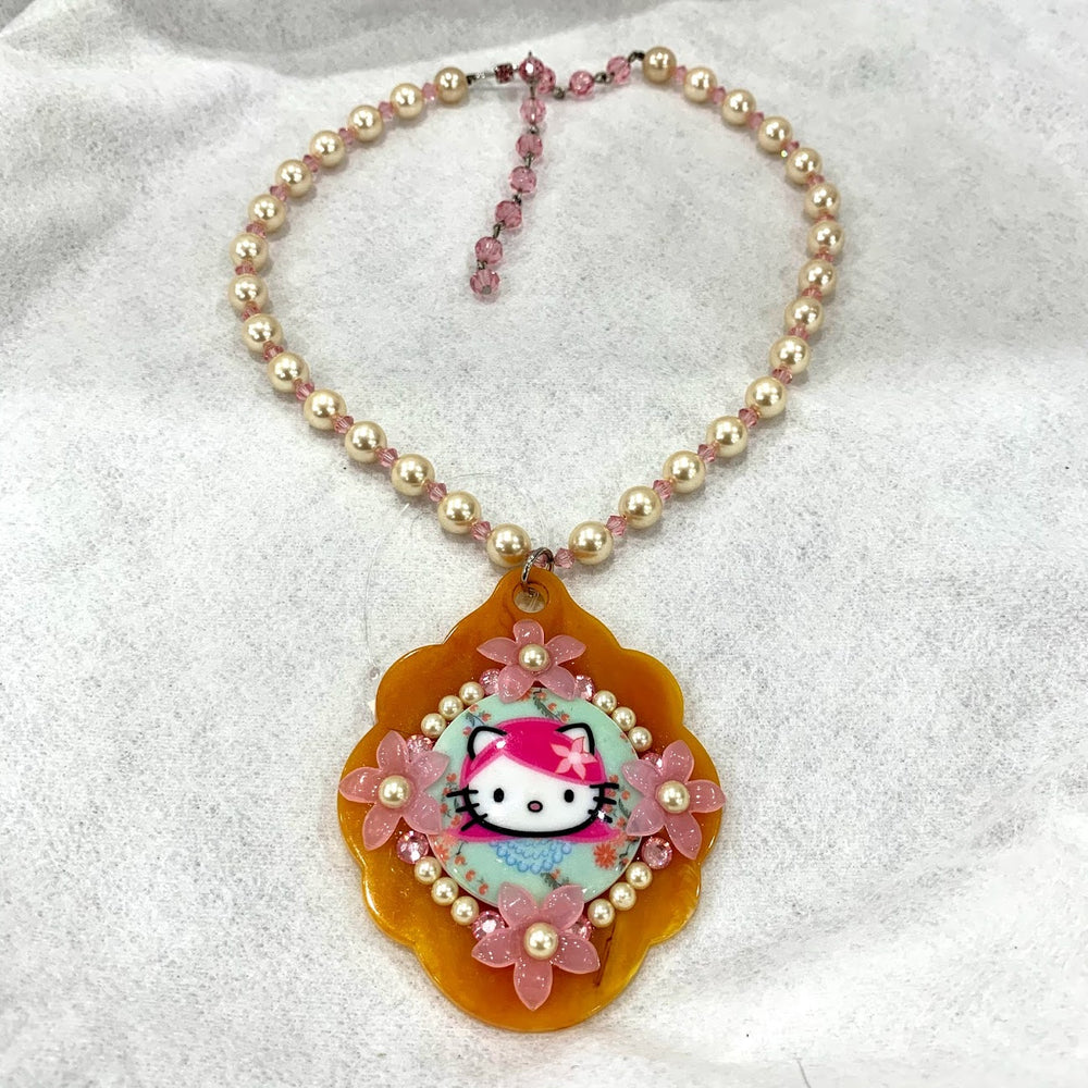 Tarina Tarantino x Hello Kitty "Pearl" Necklace