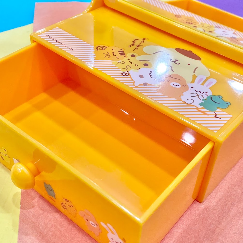Pompompurin Chest w/ Mirror