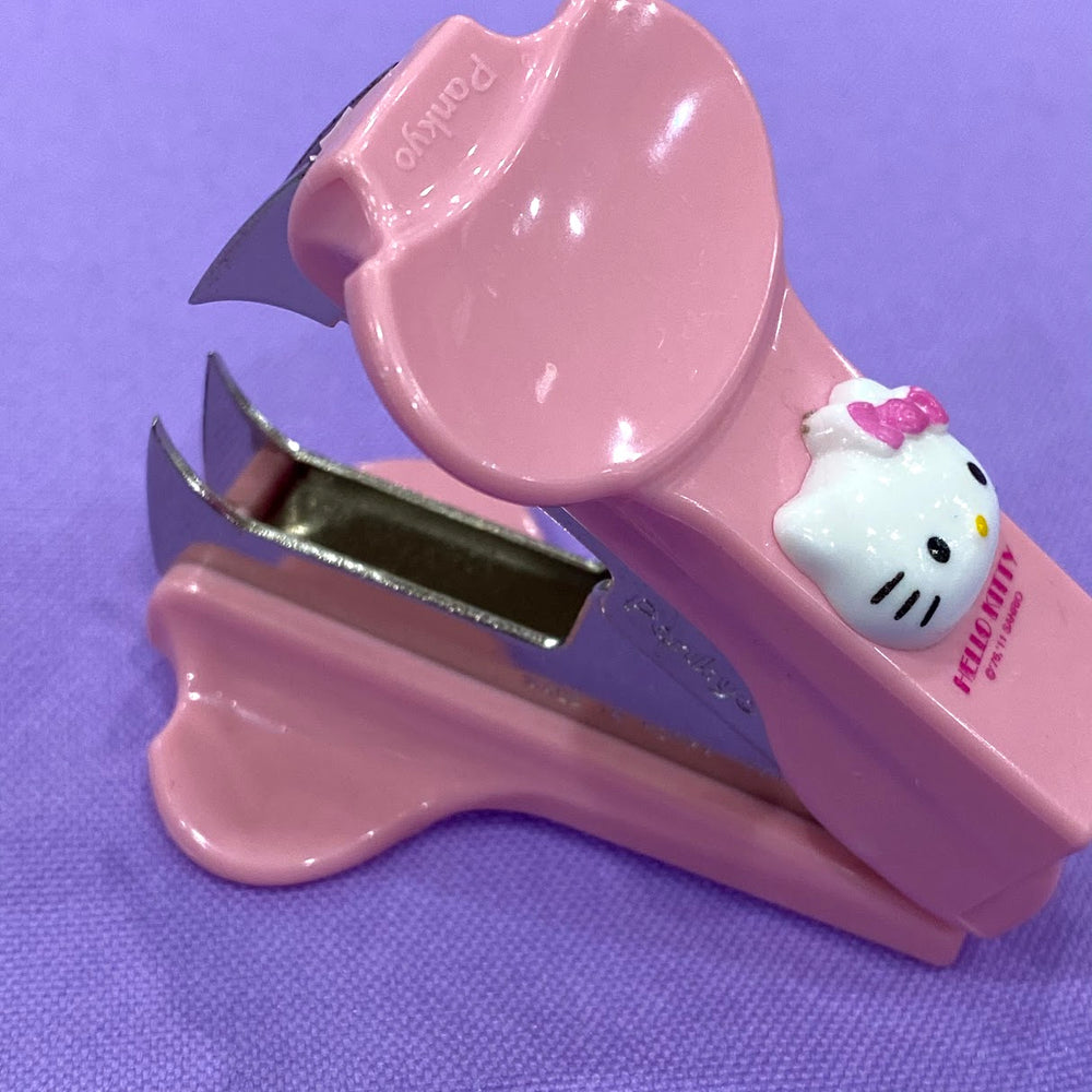 Hello Kitty Staple Remover