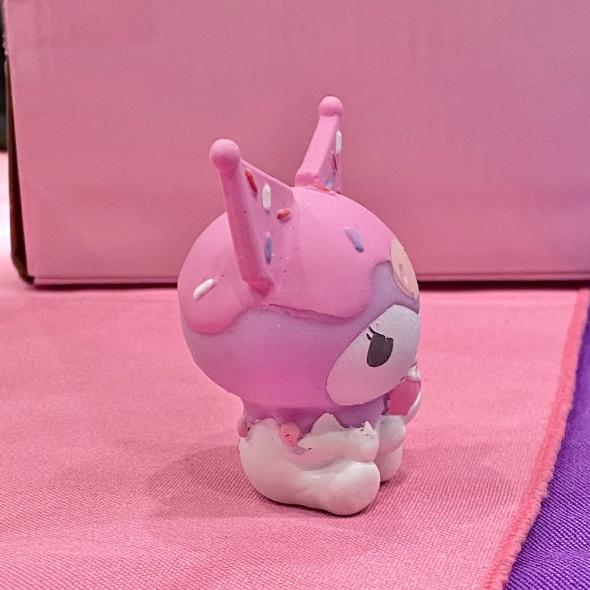 Sanrio Squishy Figure Capsule Series 2 (Kuromi)