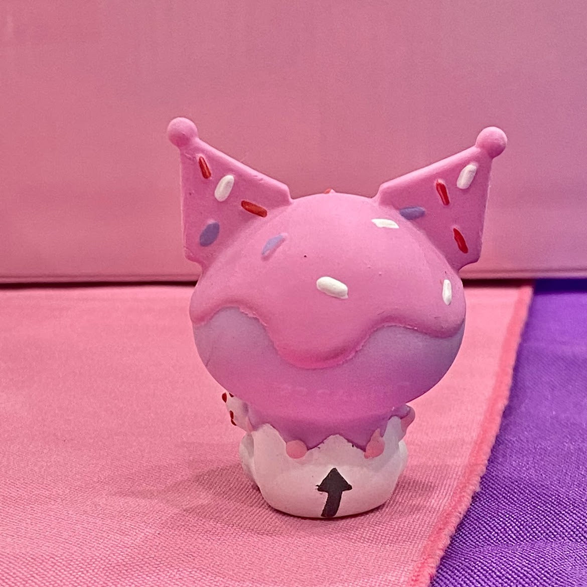 Sanrio Squishy Figure Capsule Series 2 (Kuromi)