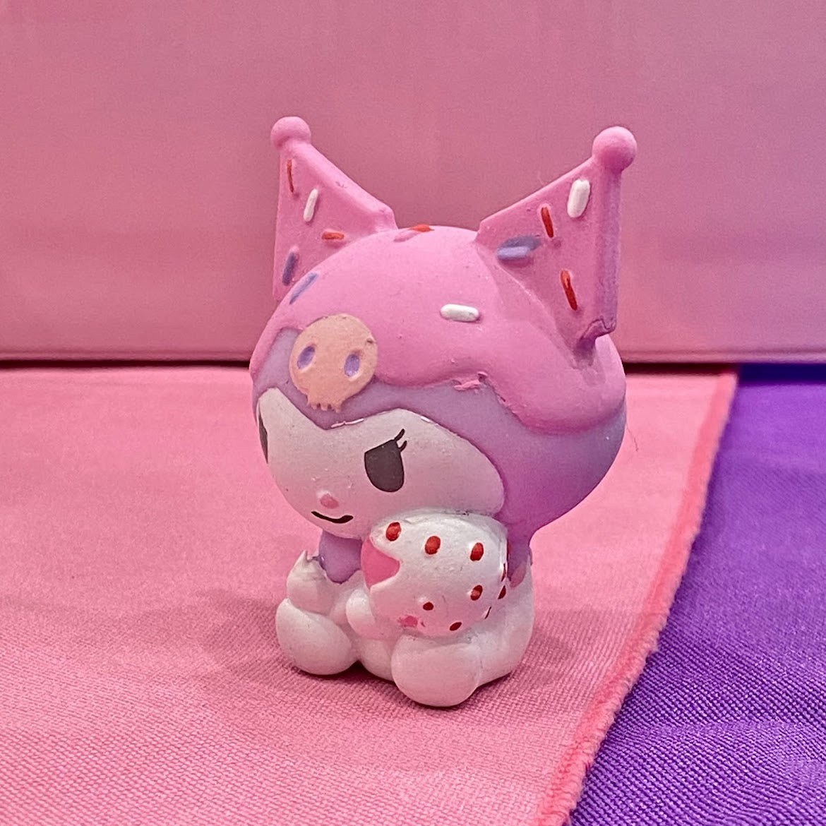 Sanrio Squishy Figure Capsule Series 2 (Kuromi)