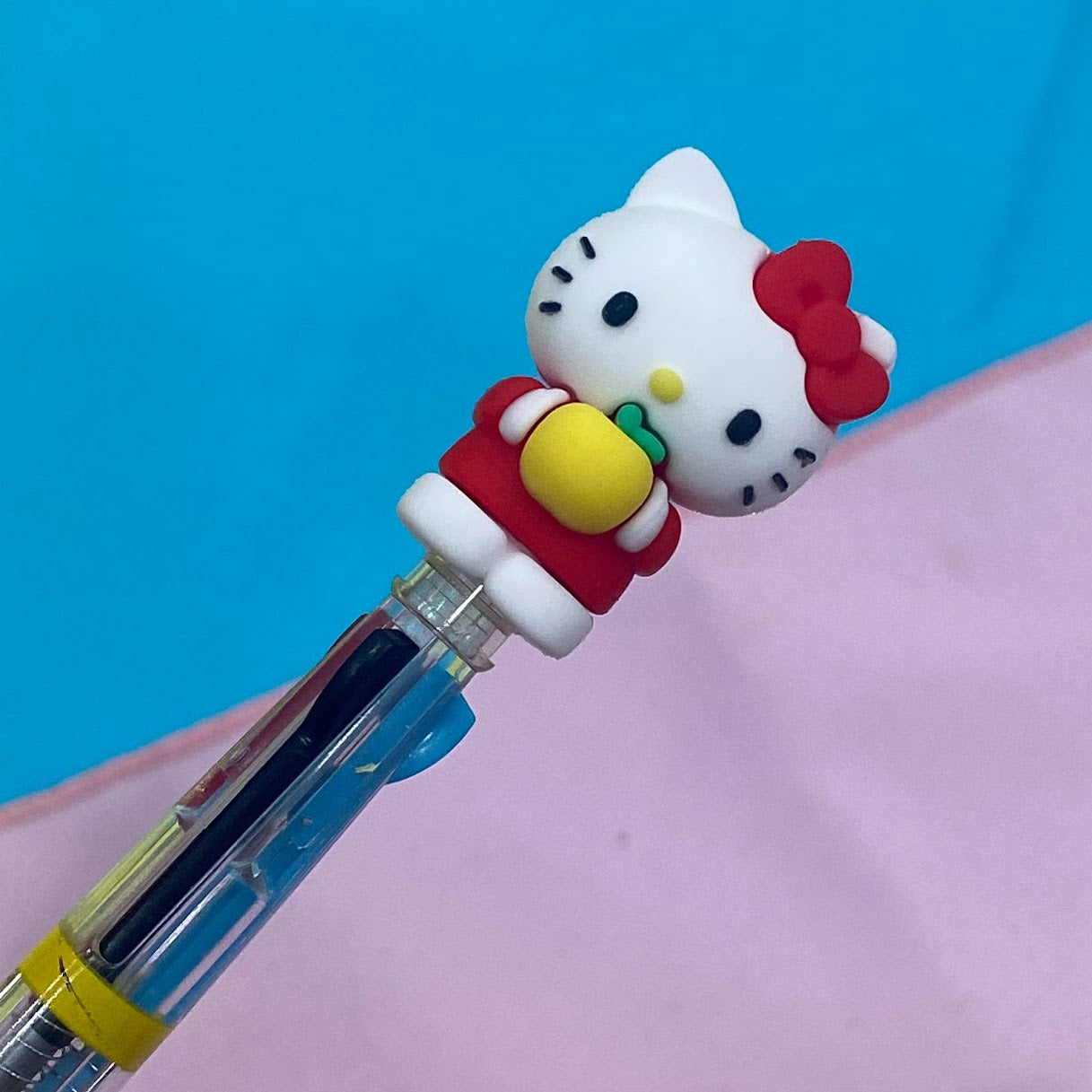 Hello Kitty 0.7mm 3-Color Ballpoint Pen (Red w/ Apple)