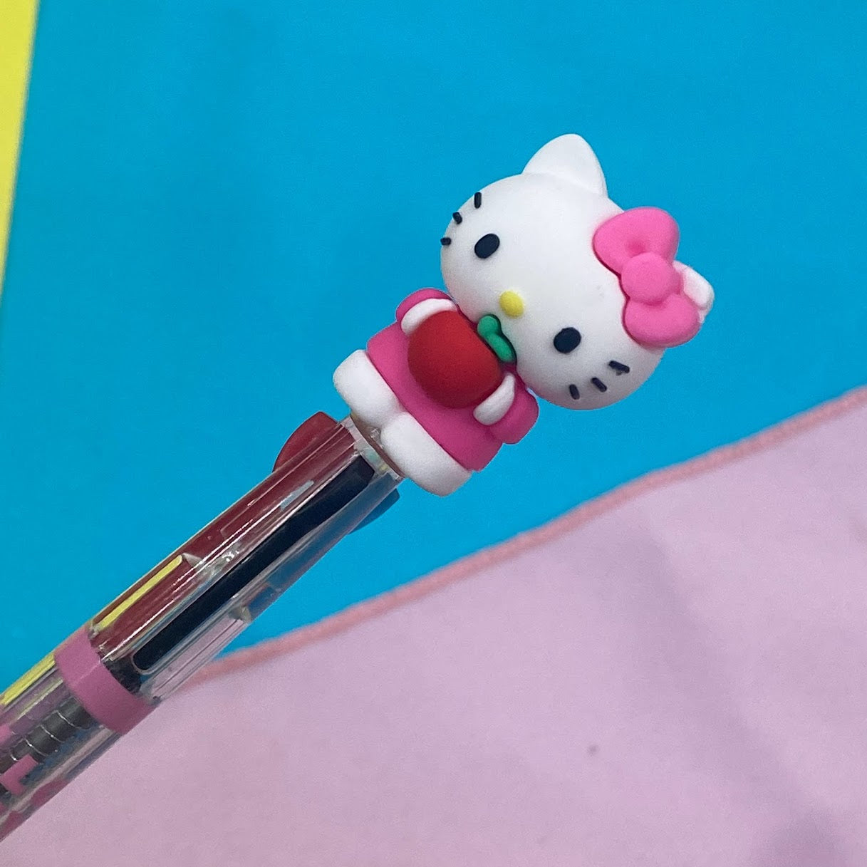 Hello Kitty 0.7mm 3-Color Ballpoint Pen (Pink w/ Apple)