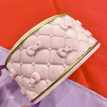 Hello Kitty "Cape" Accessory Case