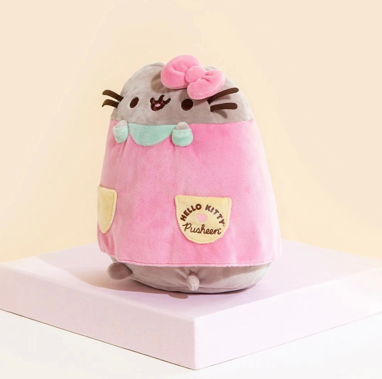 Hello Kitty x Pusheen 9.5in Plush