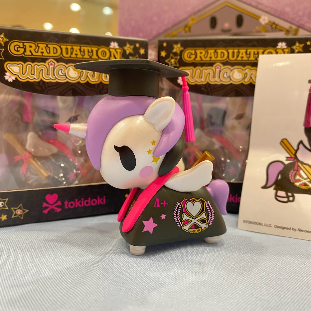 tokidoki Unicorno "Graduation"
